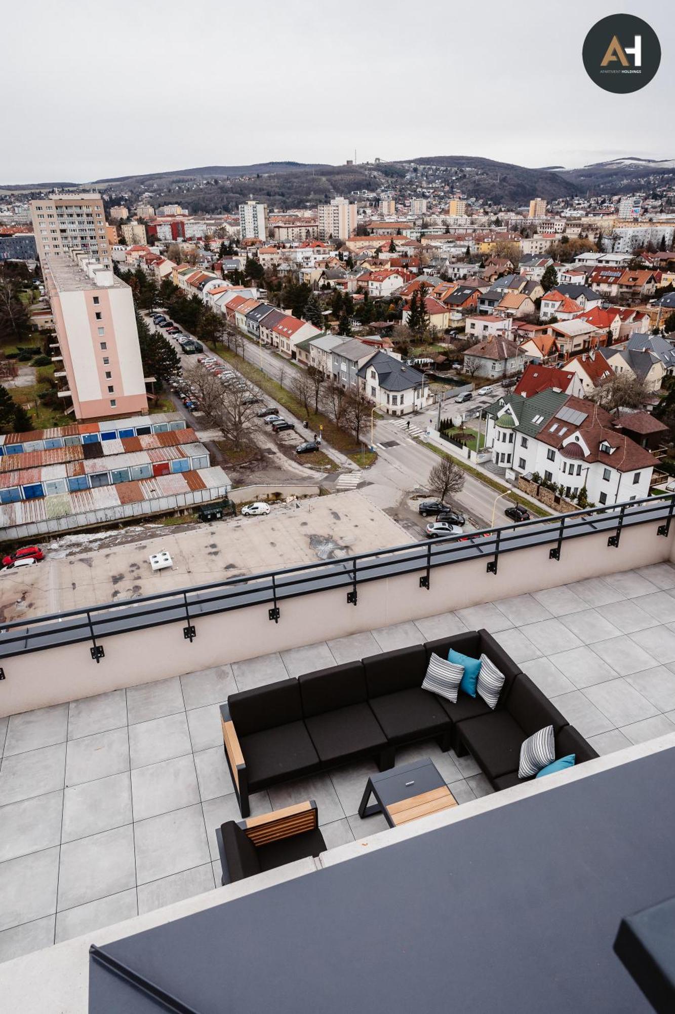 Albelli Luxury Skyview Lägenhet Košice Exteriör bild